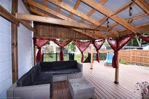 8 Talbot Street photo 5