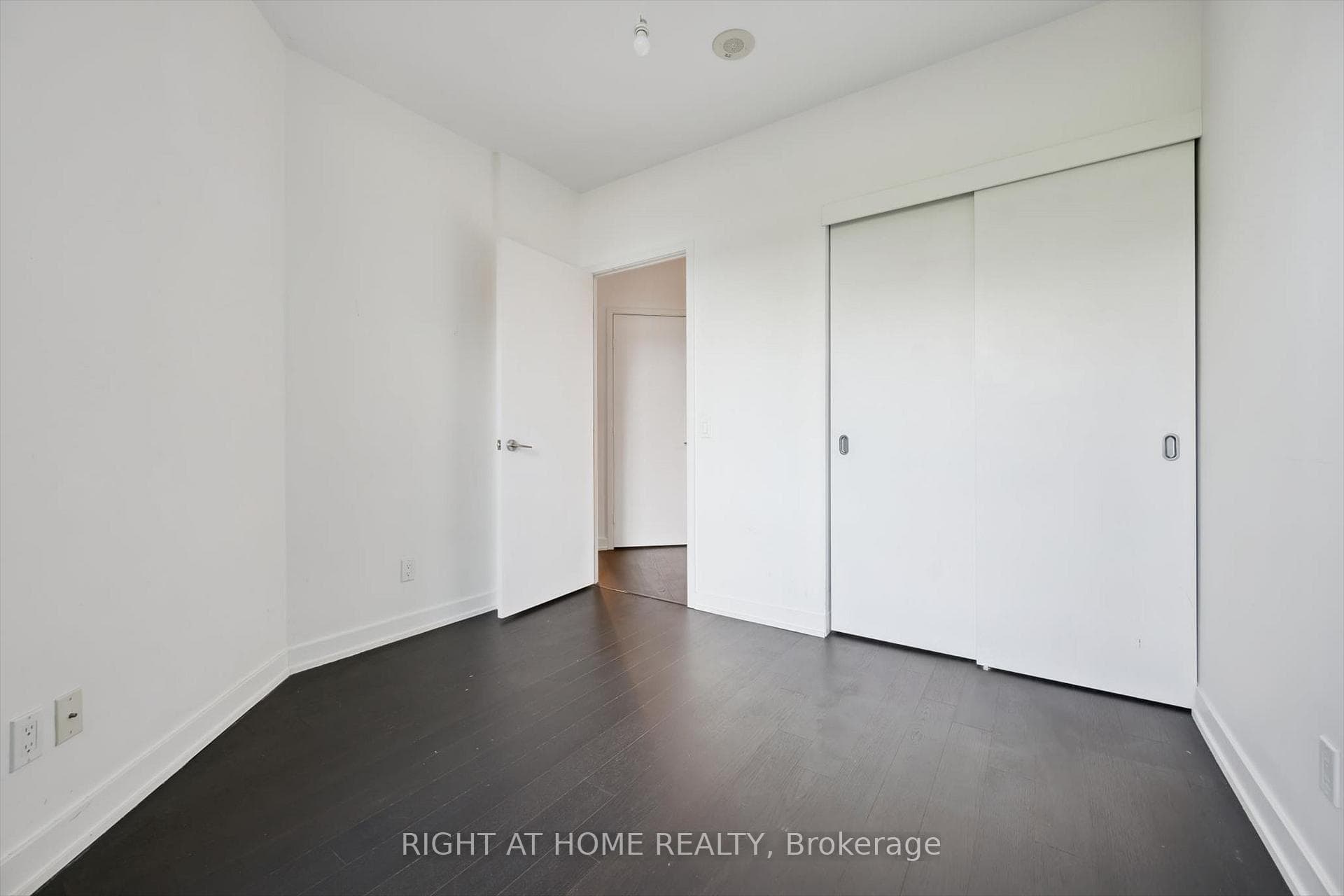 1030 King Street Unit 418 photo 16
