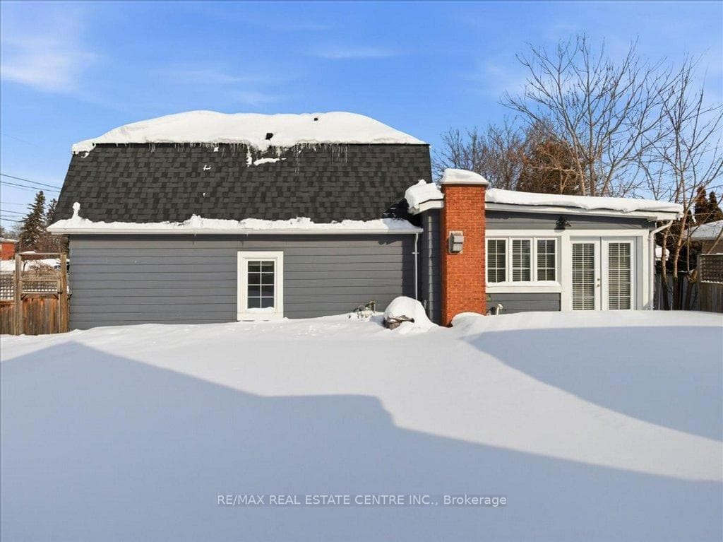 410 Oak Street photo 38