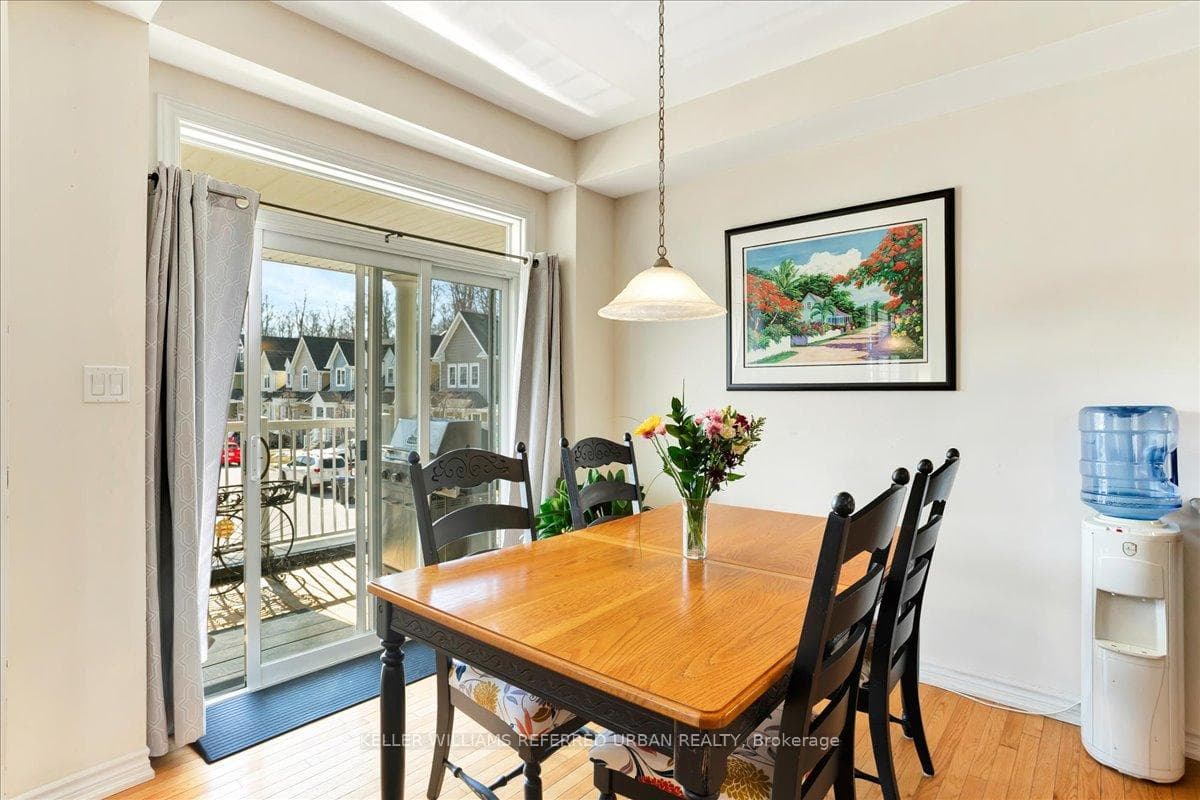 50 Providence Way photo 12