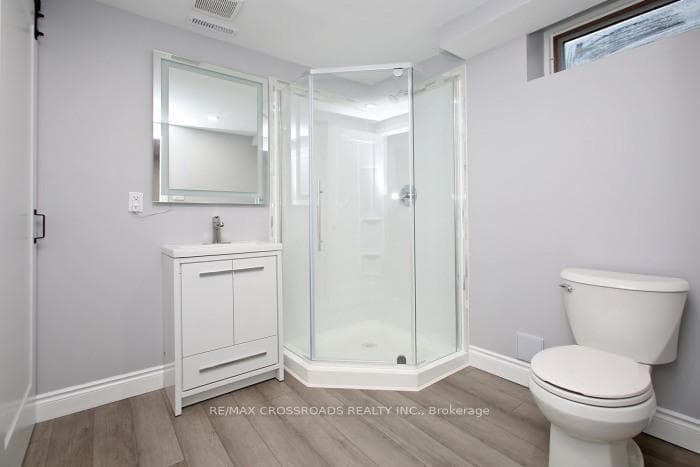 985 Vistula Drive photo 29