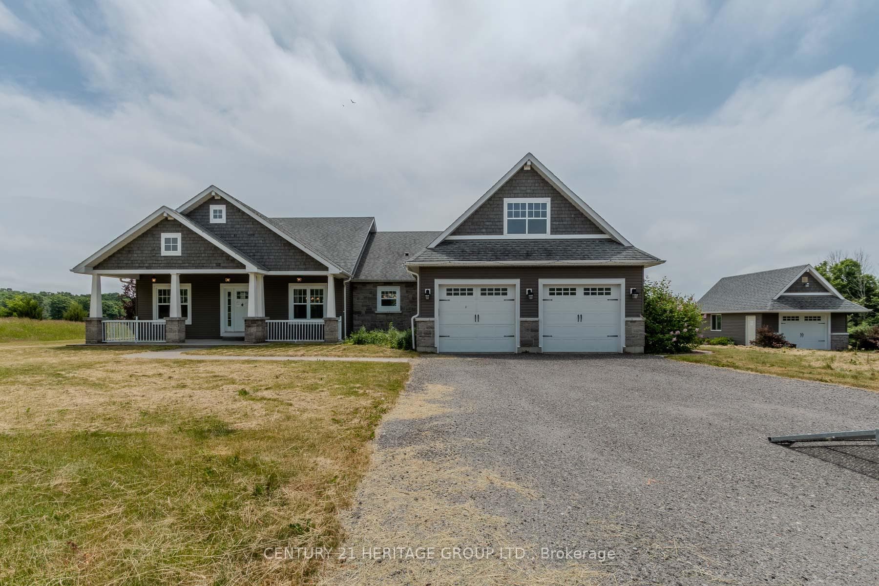 221 Boyle Road photo 1