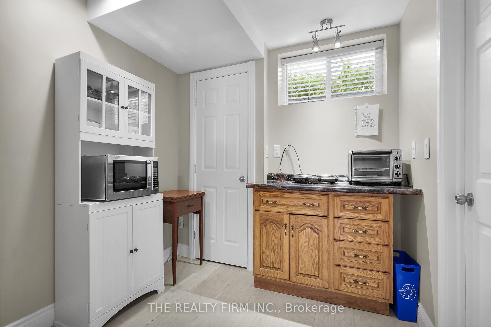 75 Newcastle Drive photo 22