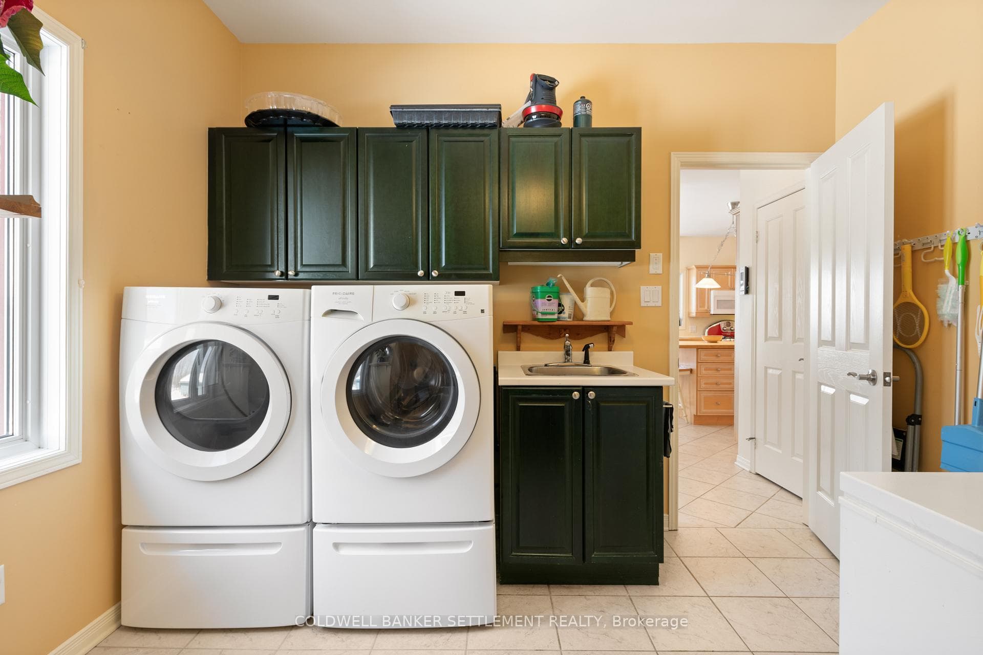 Storage in laundry