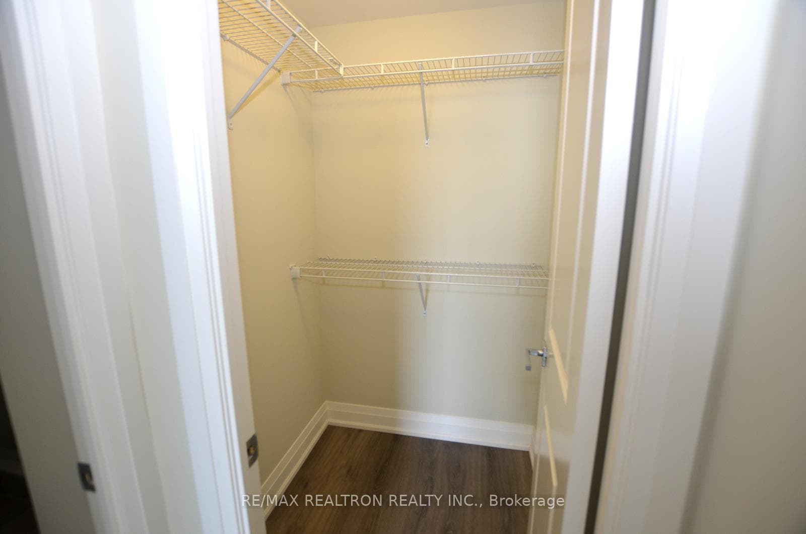 75 North Park Road Unit 302 photo 23