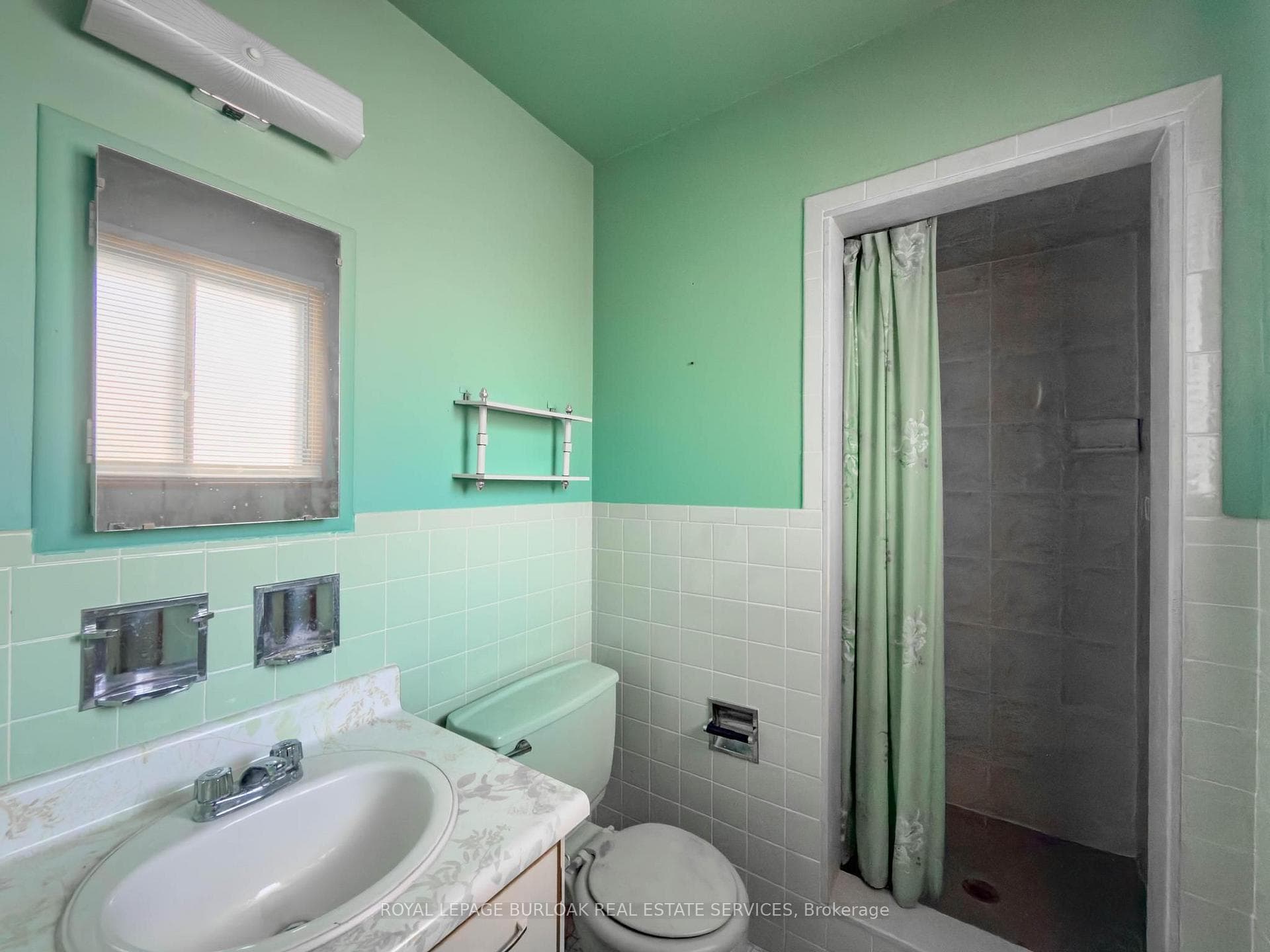 3577 Bluestream Crescent photo 28