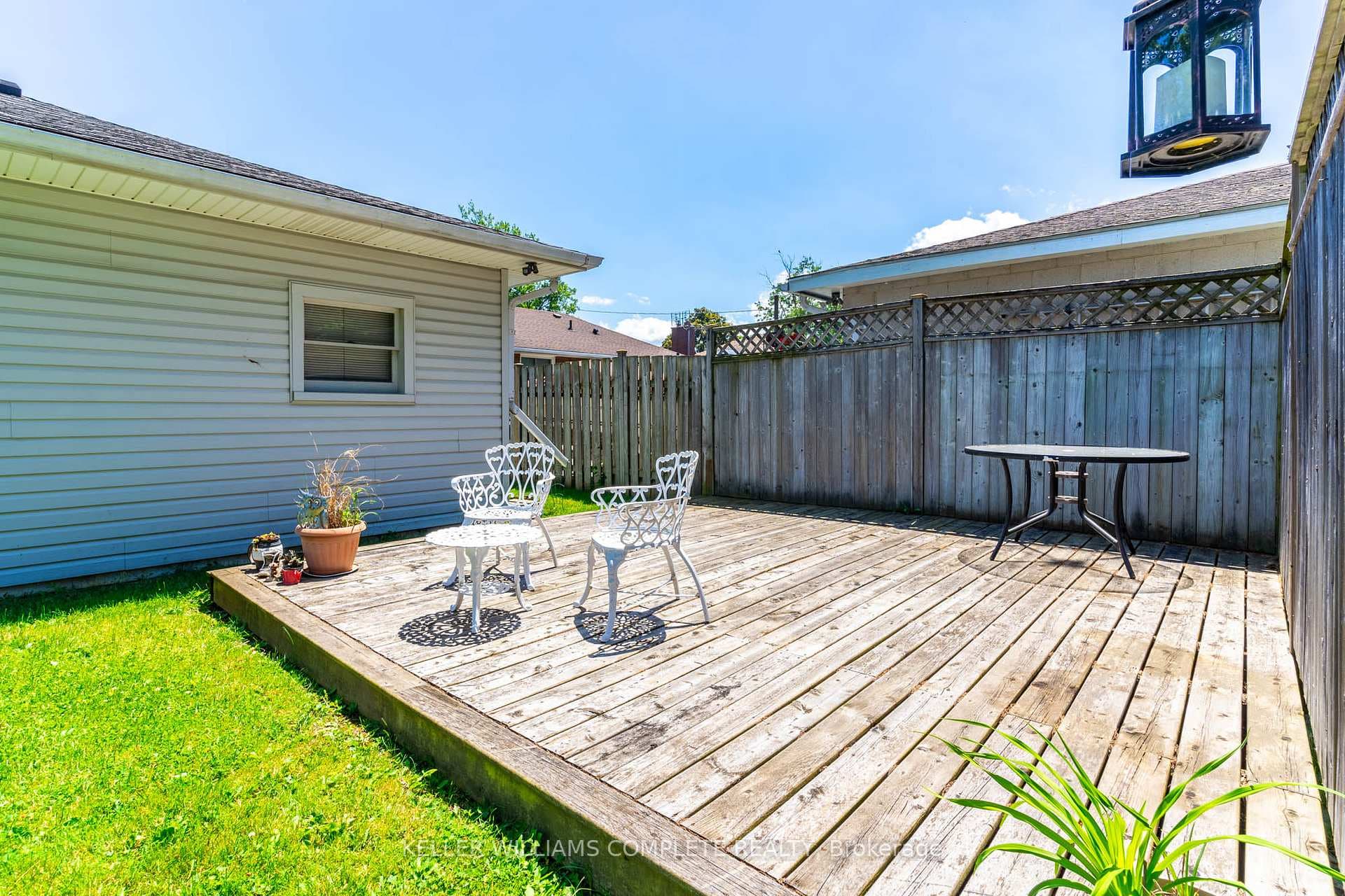 219 Price Avenue photo 37
