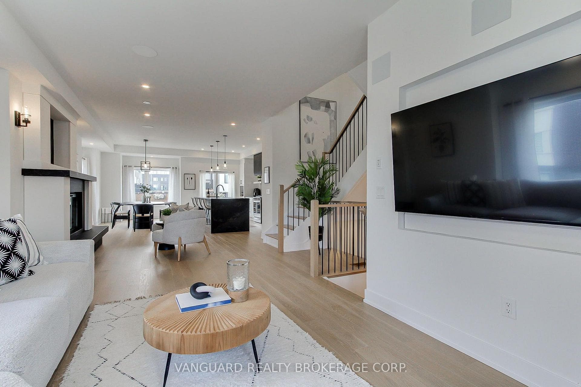 146 Landsbridge Street photo 4