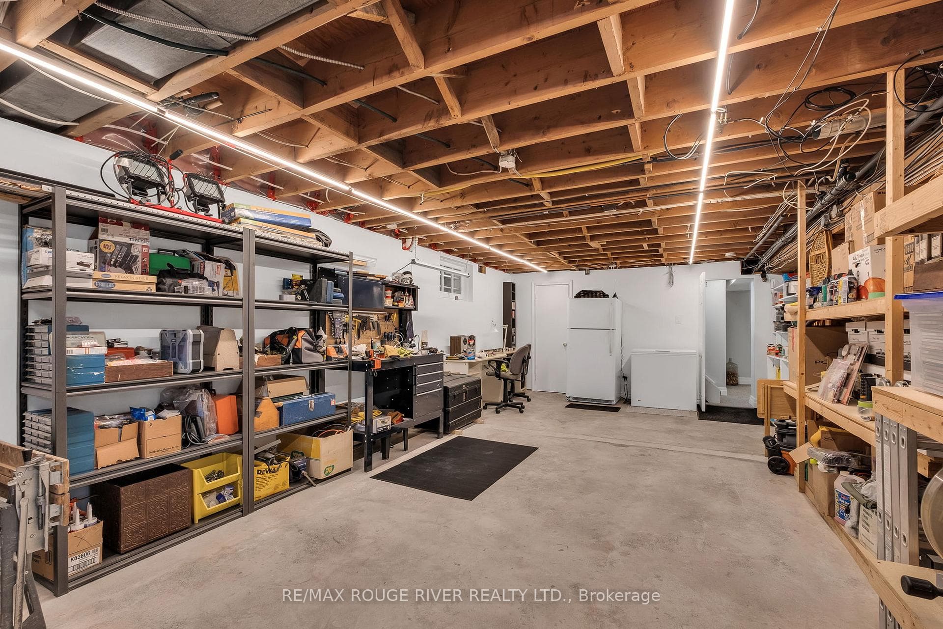 81 Henry Street photo 31