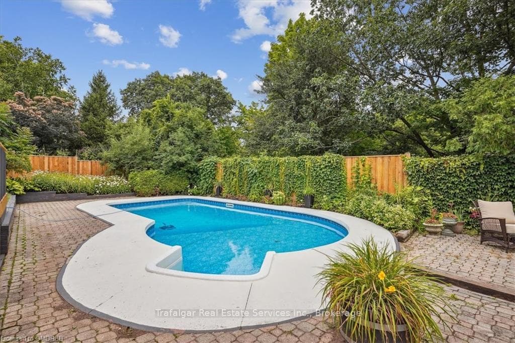 1345 BIRCHCLIFF Drive photo 40