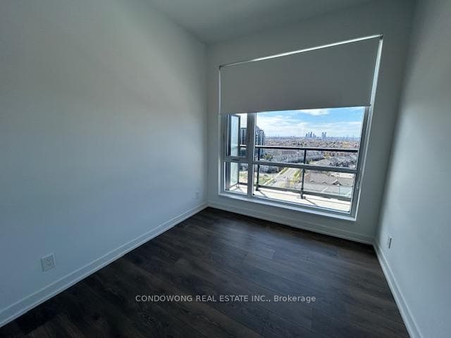 7950 Bathurst Street Unit 1423 photo 6