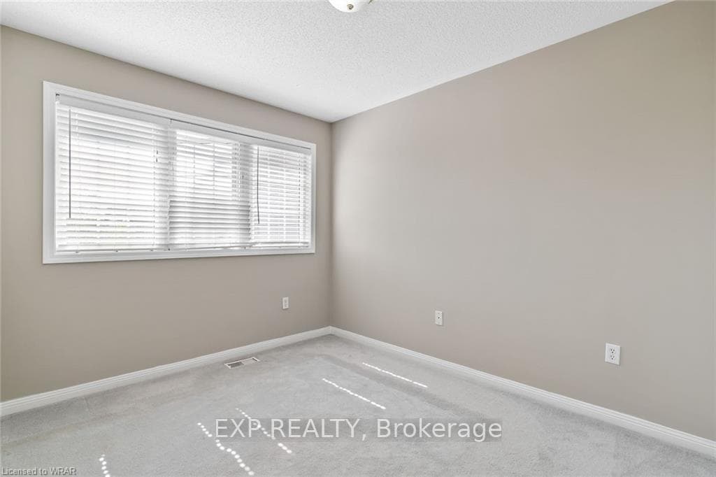 35 Nancroft Crescent photo 25