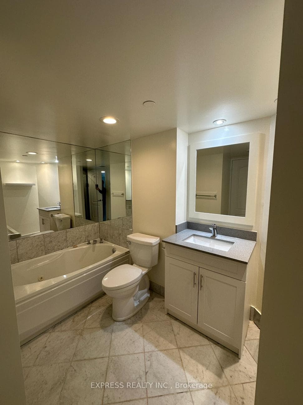 38 Elm Street Unit 2702 photo 11