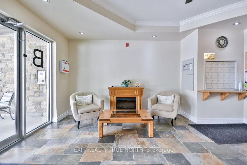 19B Yonge Street Unit 107 photo 3
