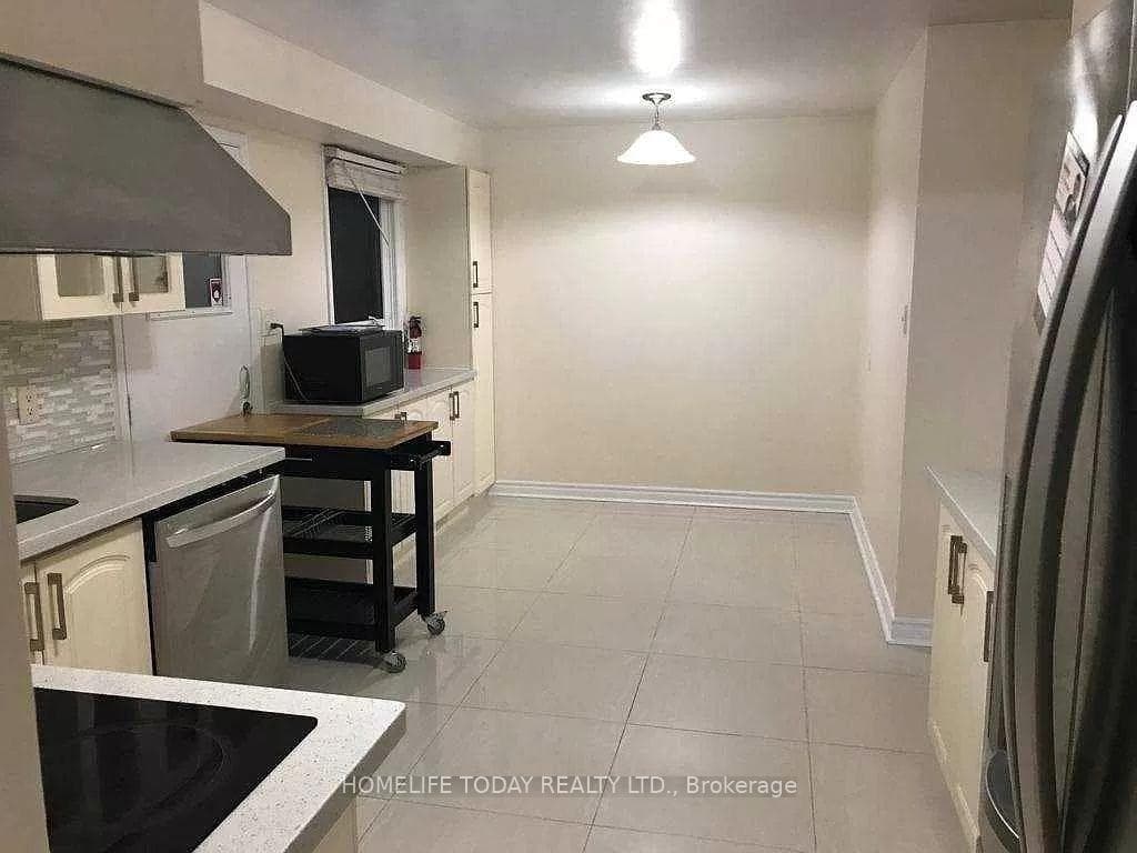 72 Brimstone Crescent Unit Main photo 9