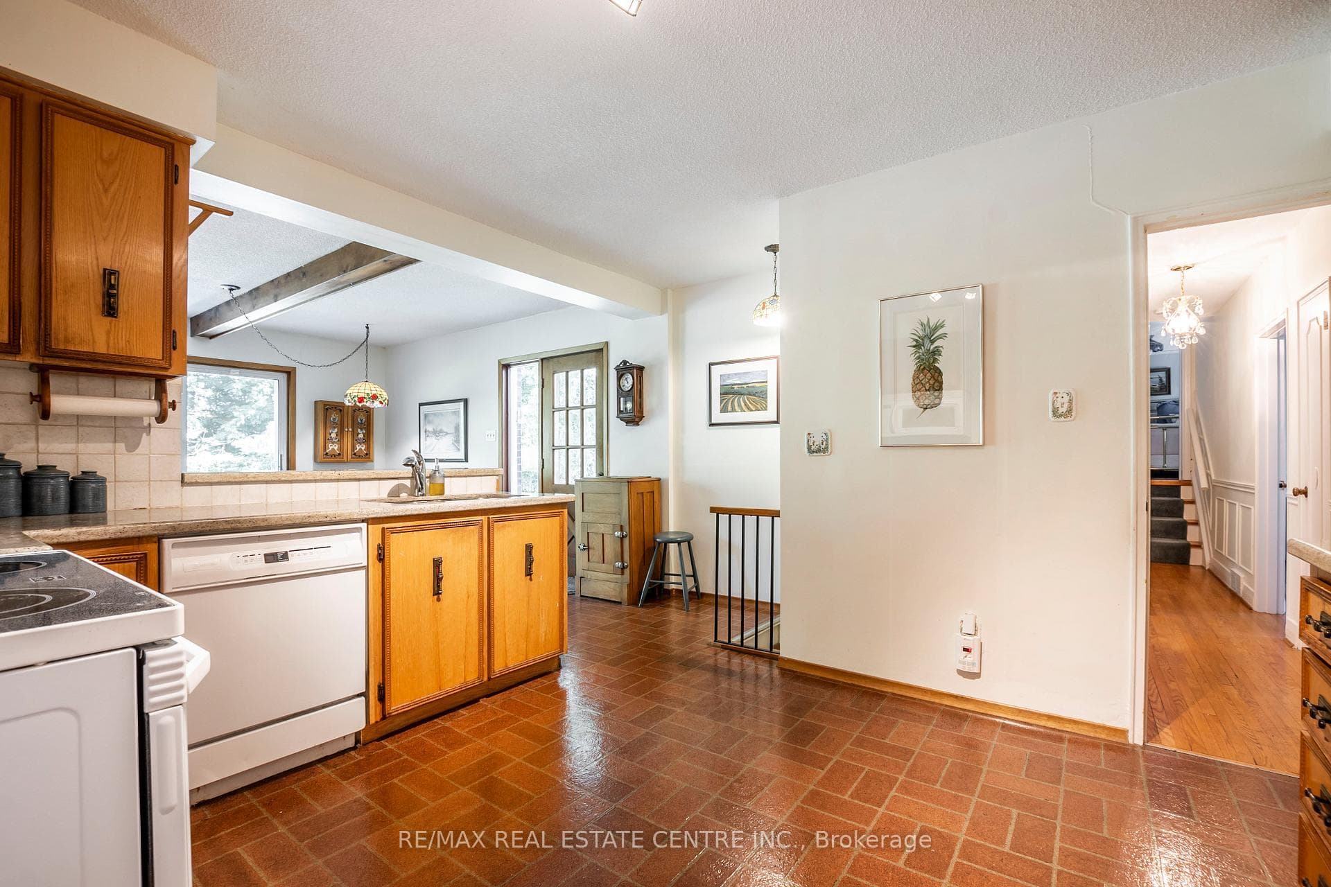 393 River Side Drive photo 17