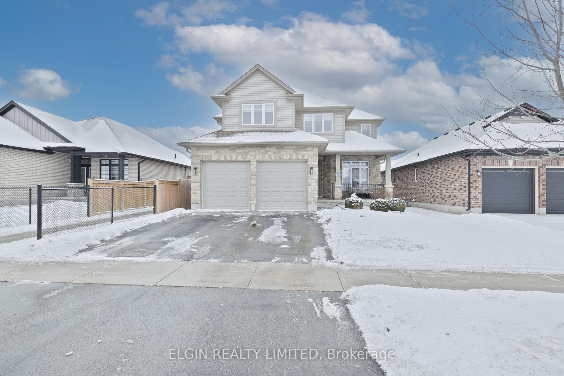 38 Ashberry Place photo 1