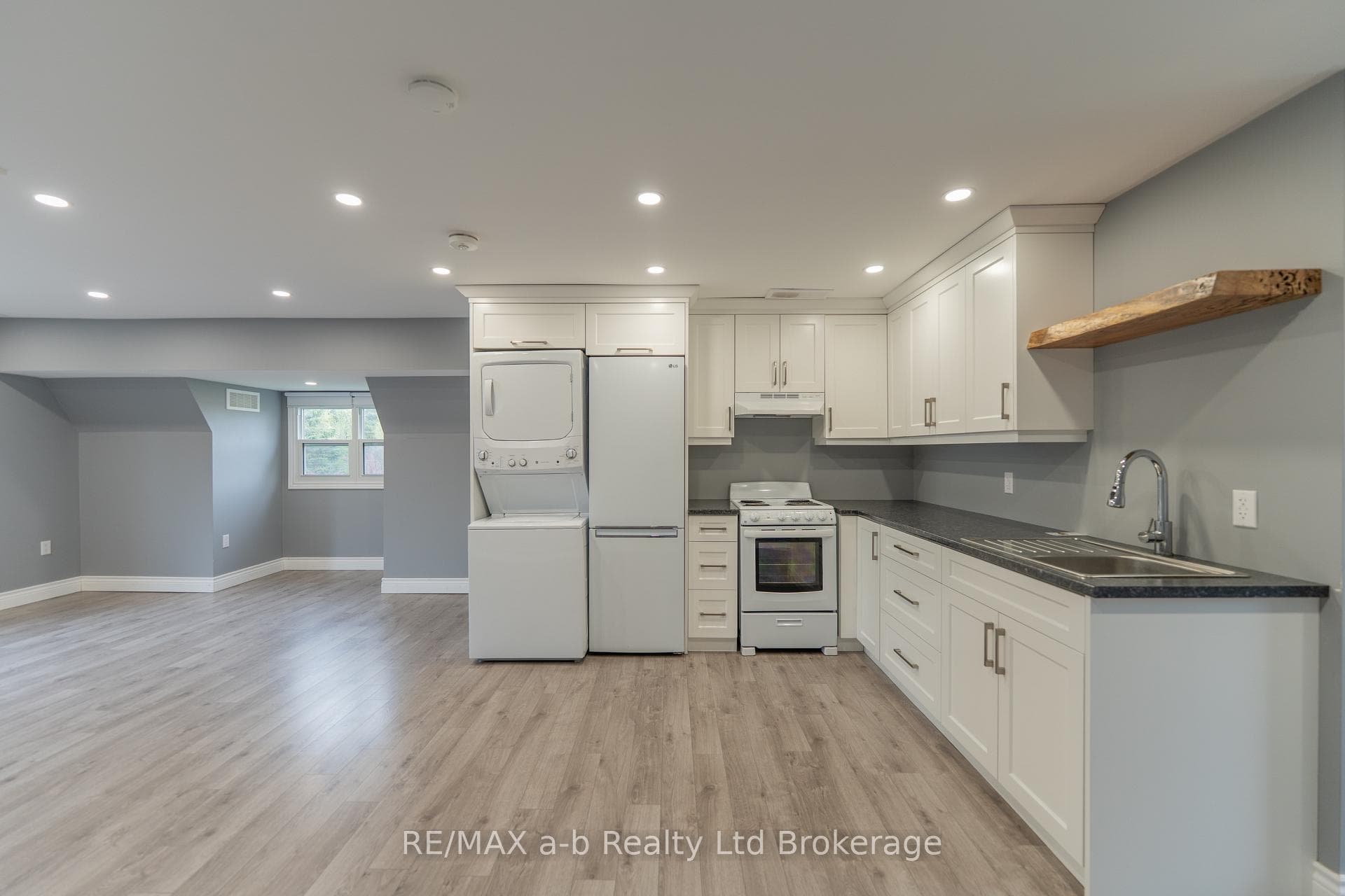 57185 Eden Line photo 19