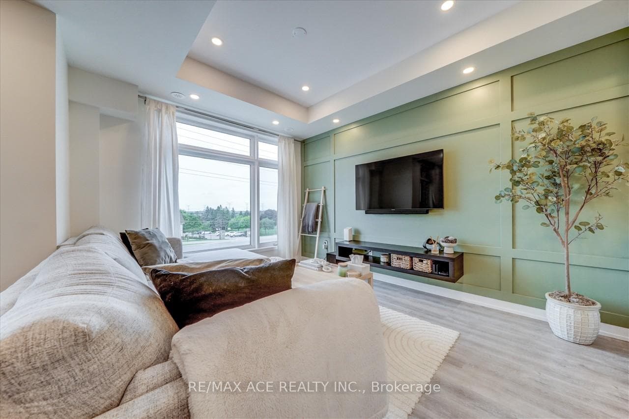 2550 Castlegate Crossing N/A Unit 213 photo 9