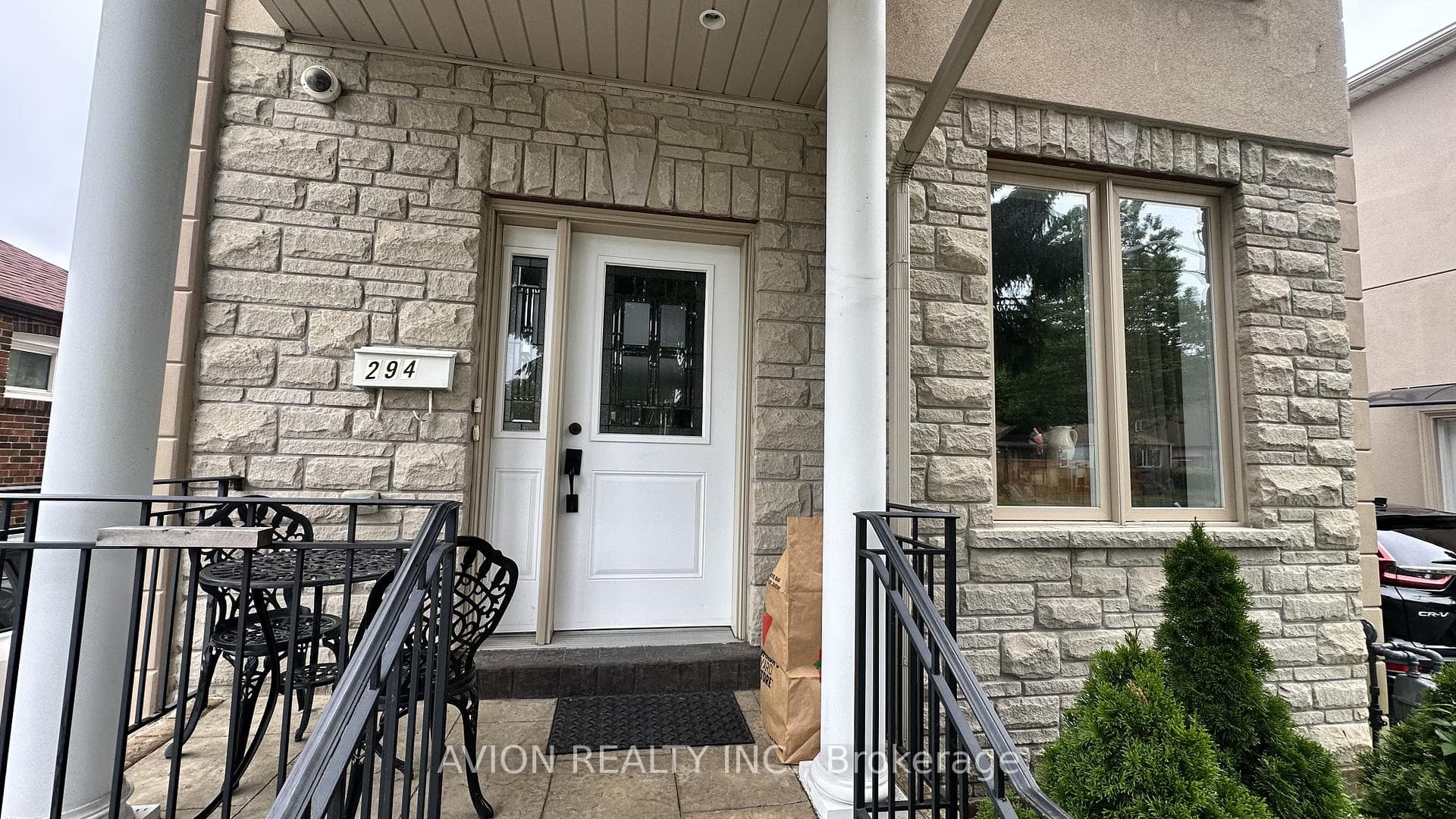 294 Warden Avenue photo 3