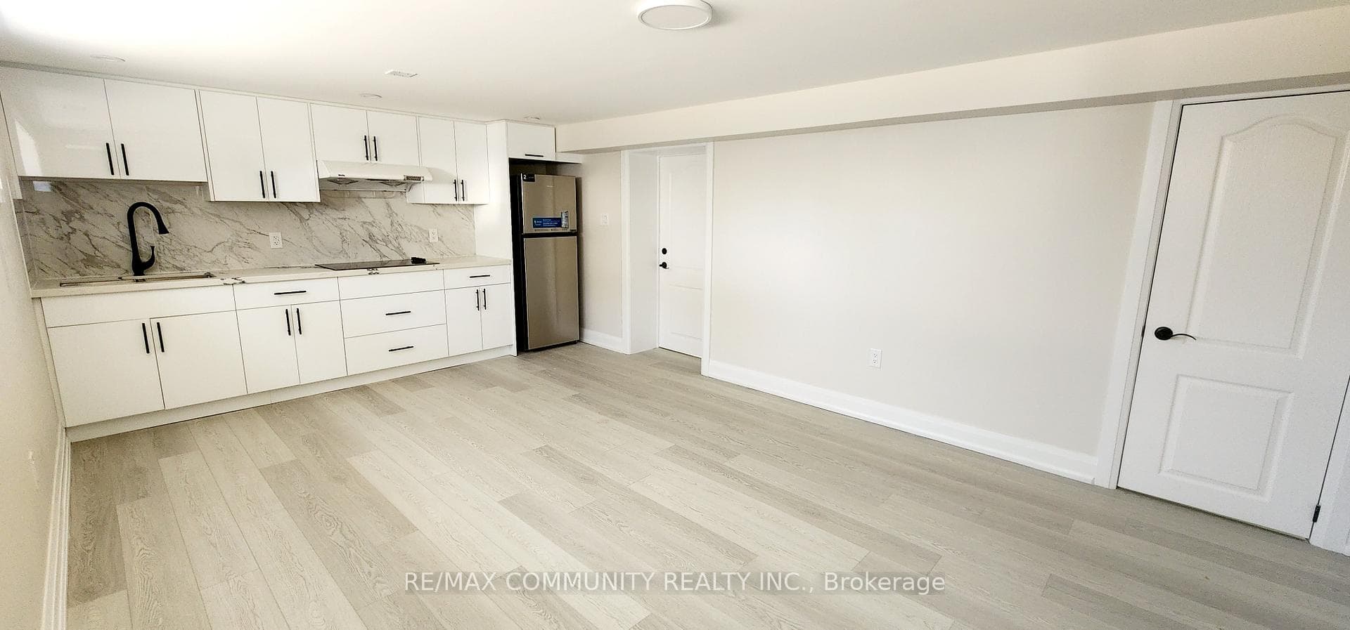 55 Flintwick Drive Unit Bsmt photo 7