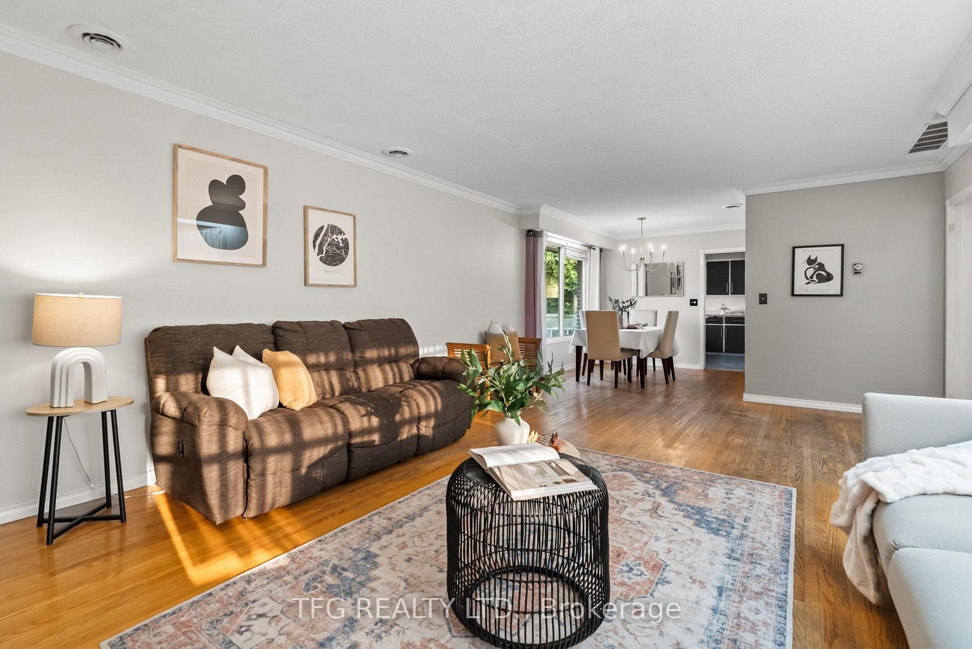 807 Fernhill Boulevard photo 7