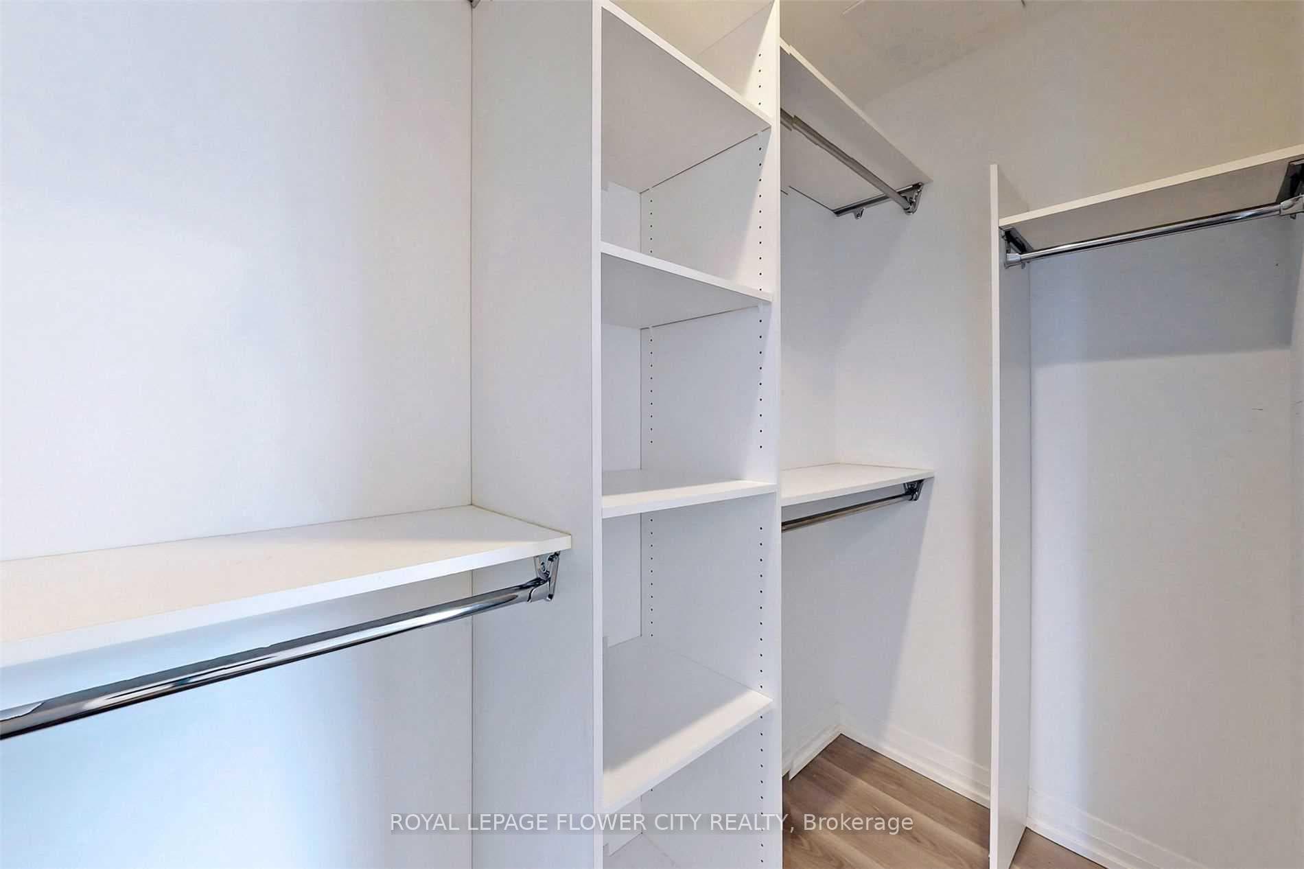 55 Ann O'reilly Road Unit 324 photo 23