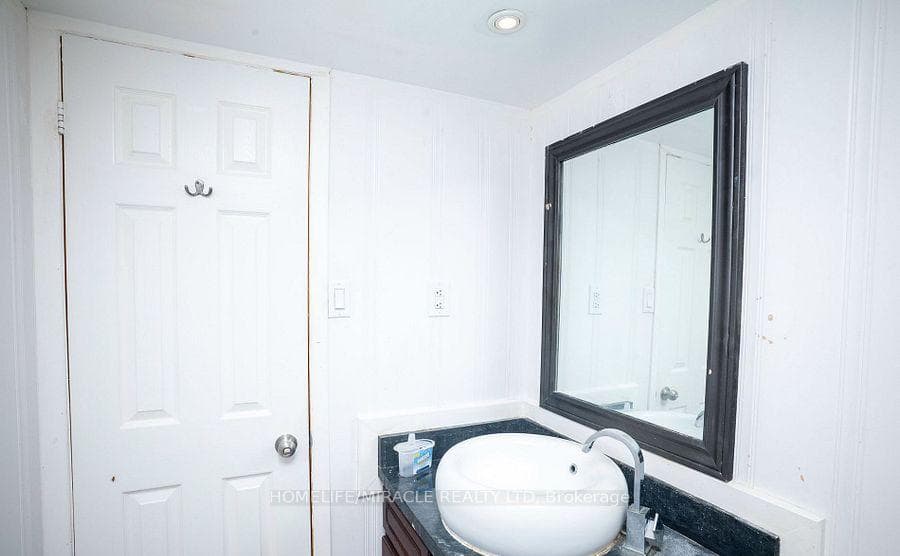 27 Killaloe Crescent photo 45