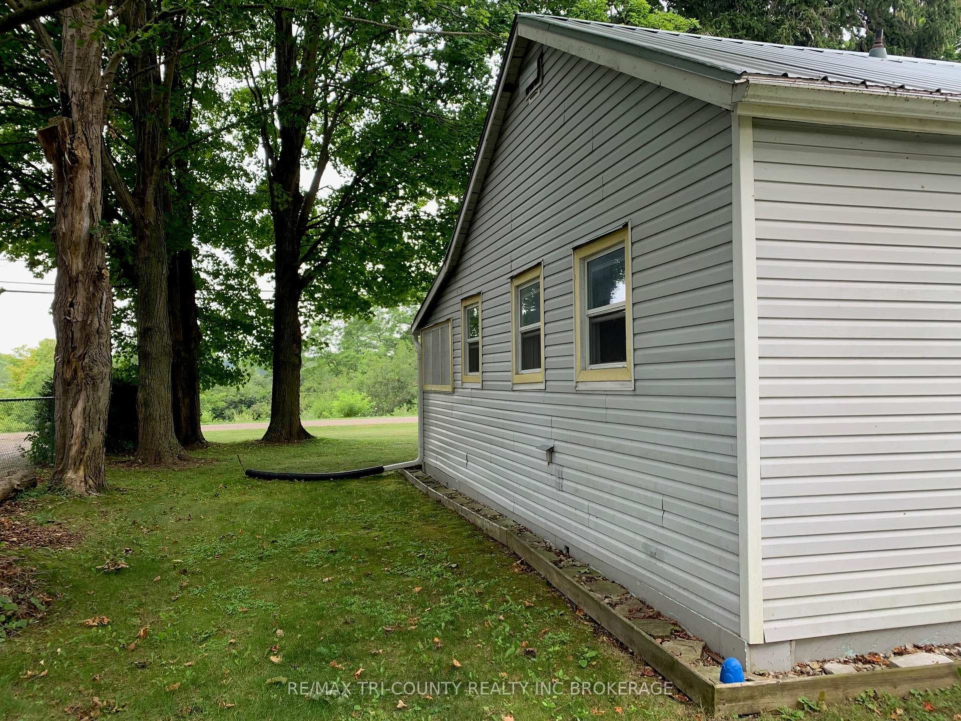 4662 Plank Road photo 7