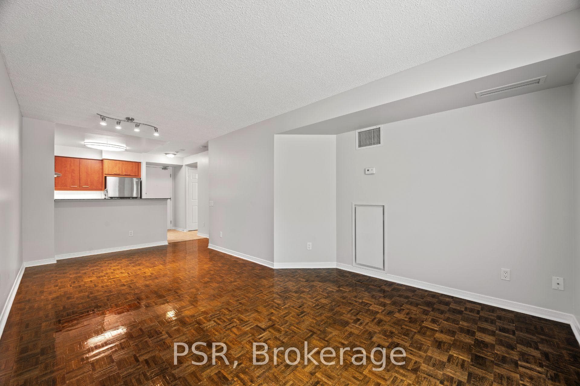 515 Rosewell Avenue Unit 104 photo 6
