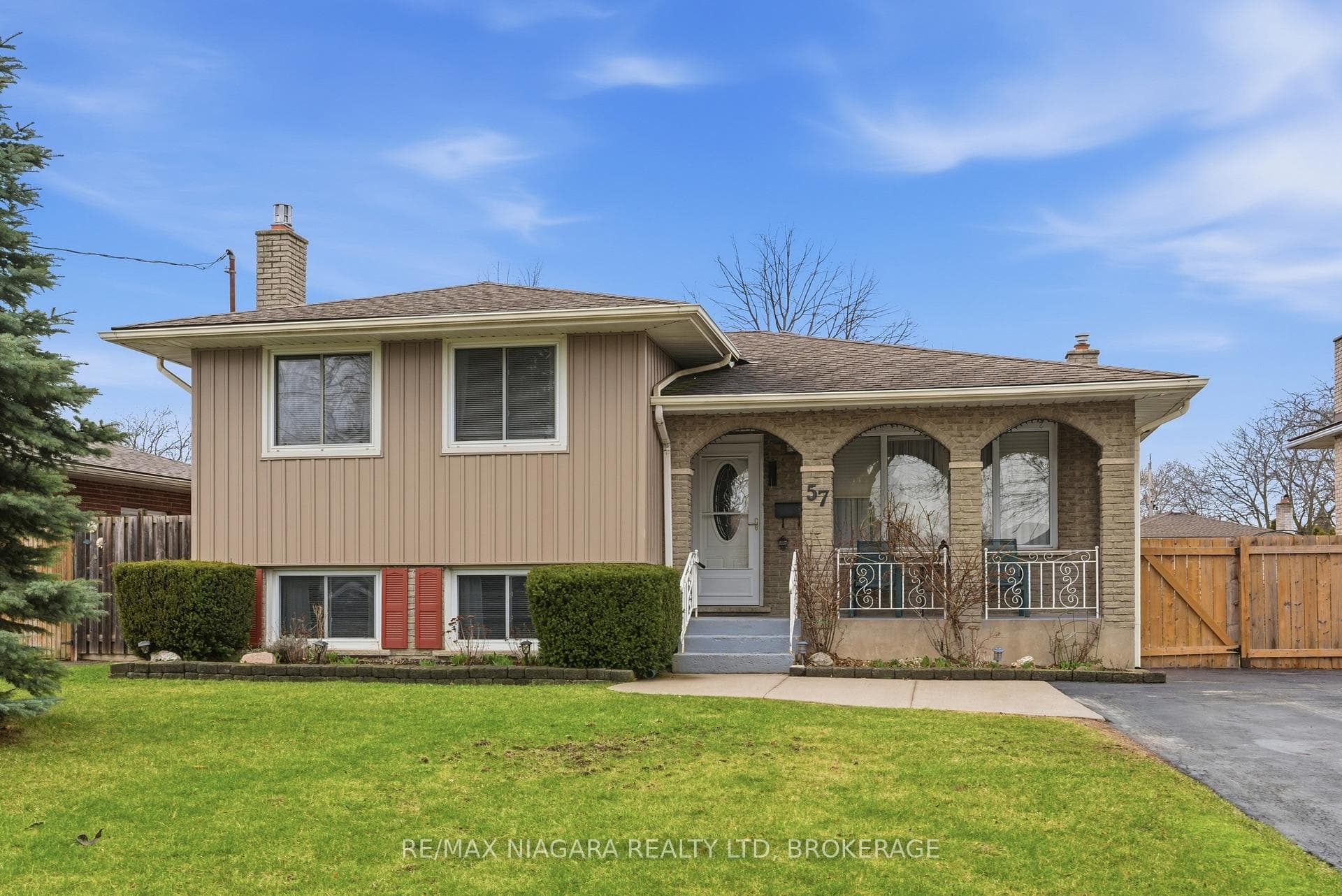 57 Meredith Drive photo 1