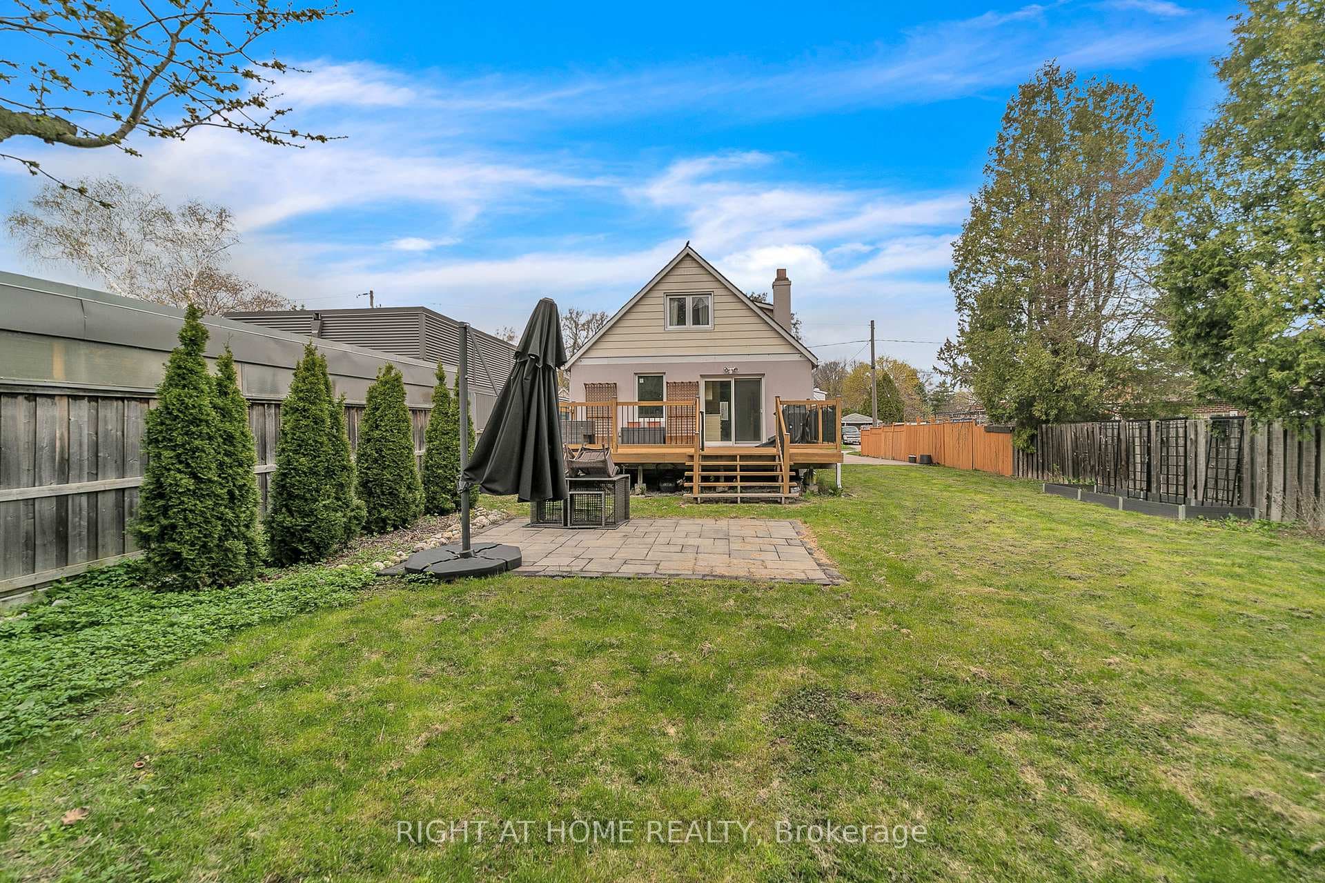 41 Monarchdale Avenue photo 7
