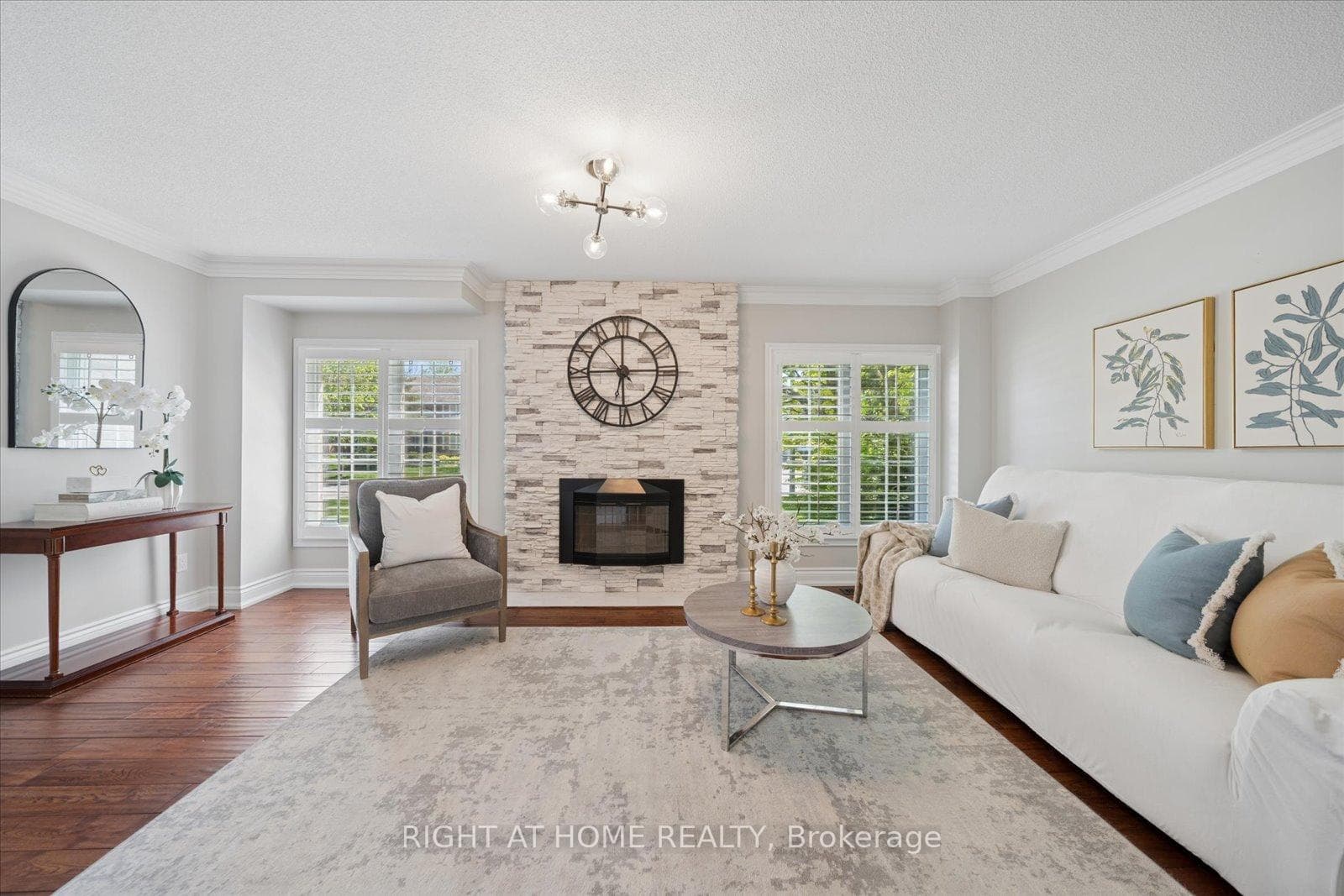 Elegant living room