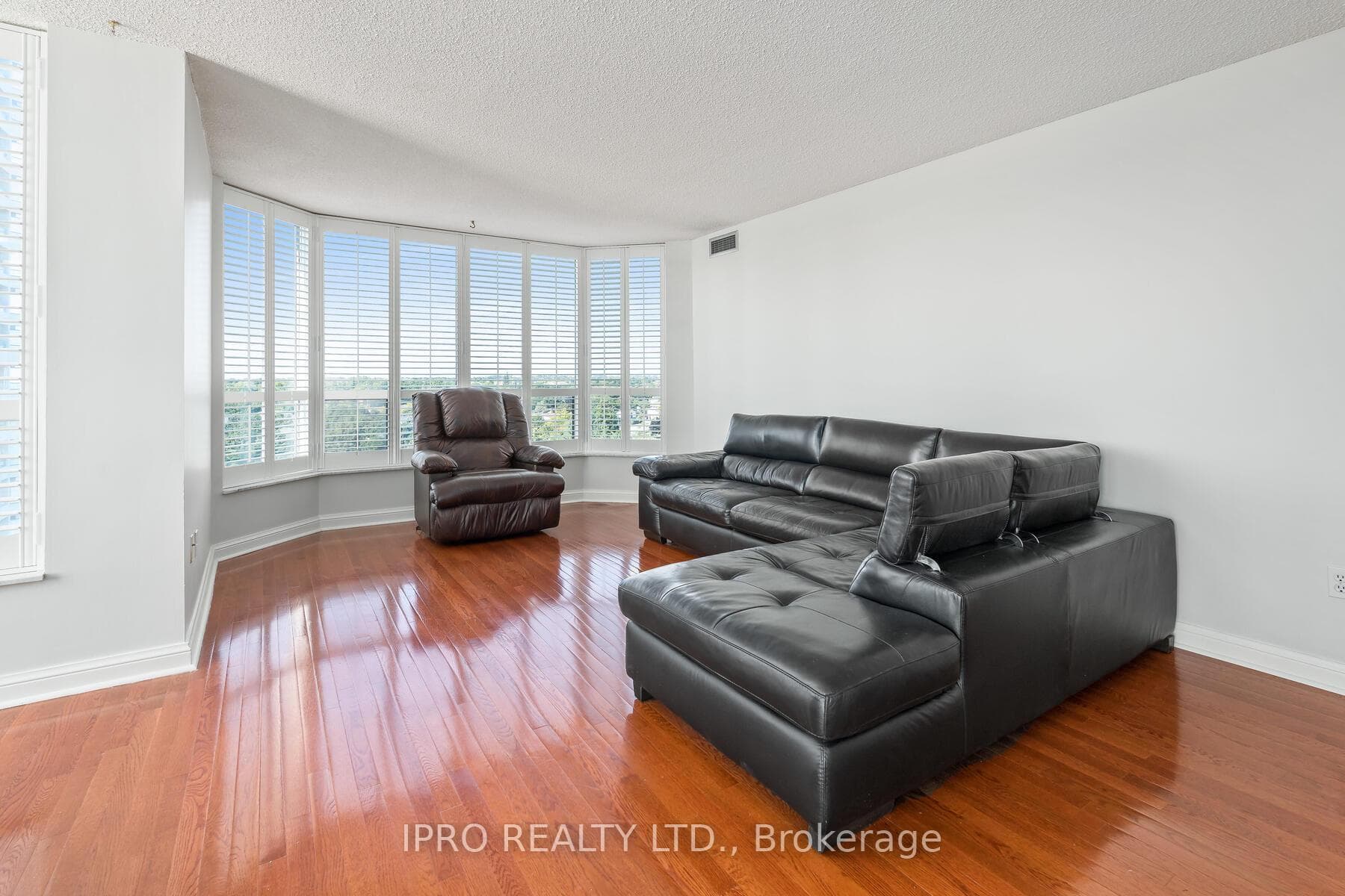 22 Hanover Road Unit 909 photo 11