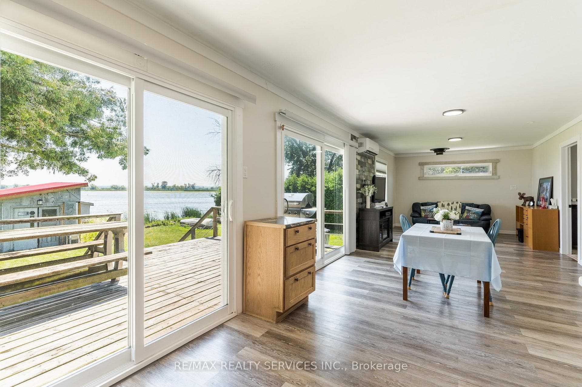 505 CATCHMORE Road photo 22
