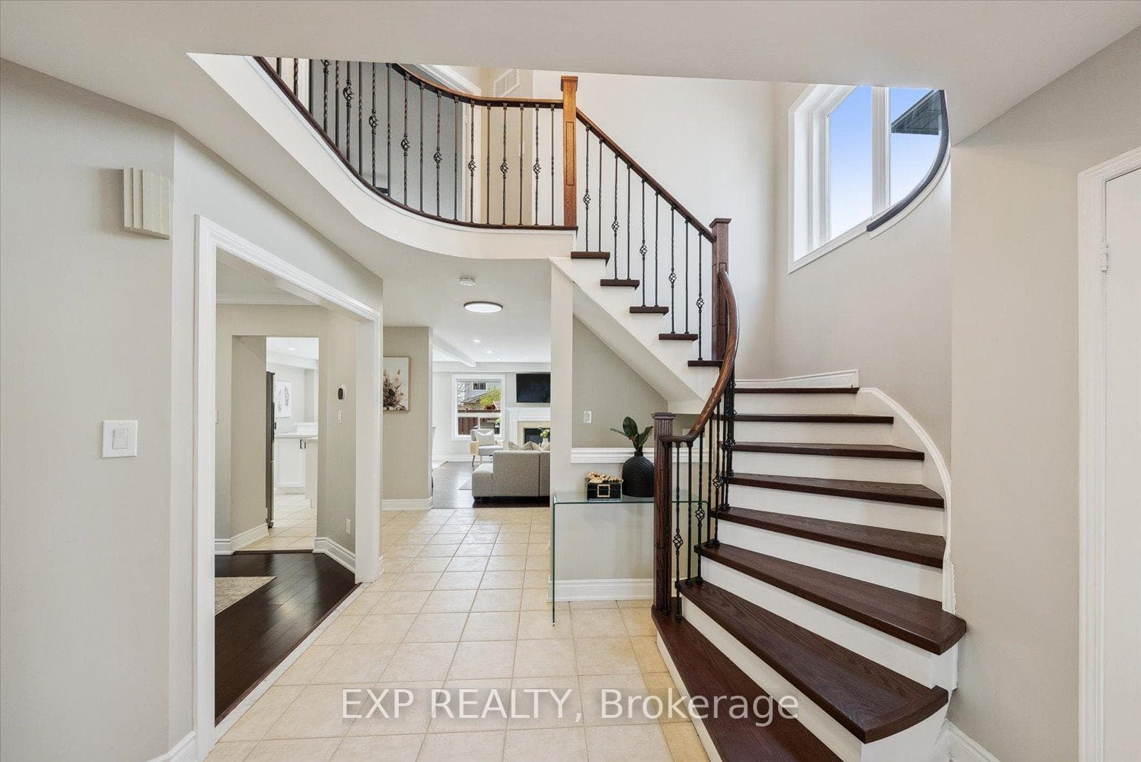 31 Southwell Avenue photo 6