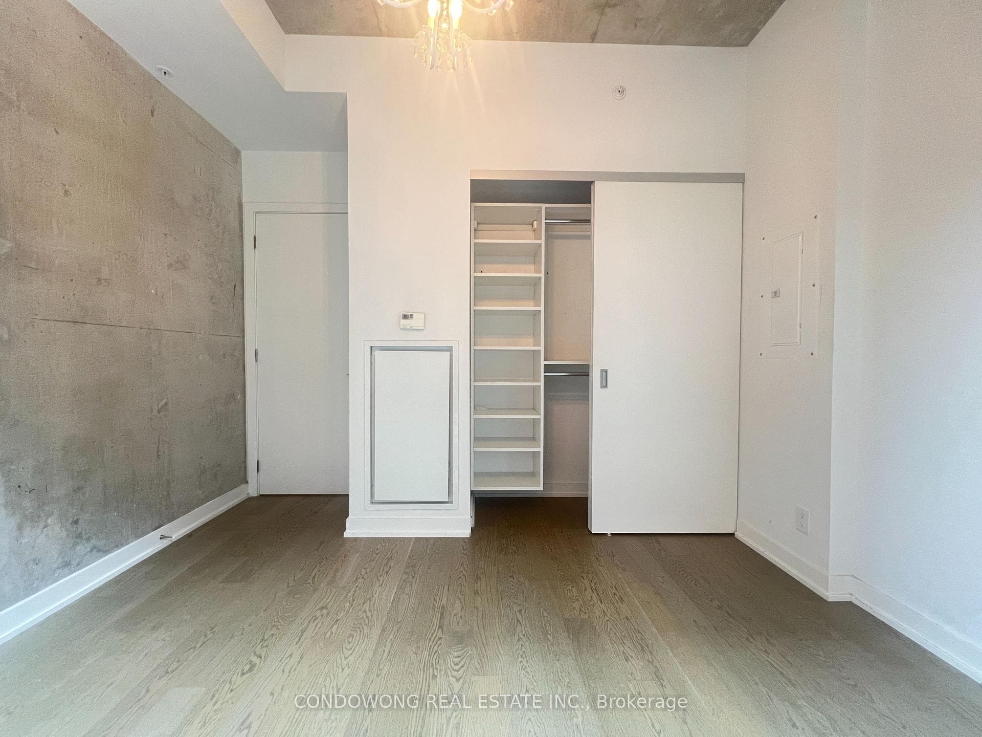 39 Brant Street Unit 210 photo 8