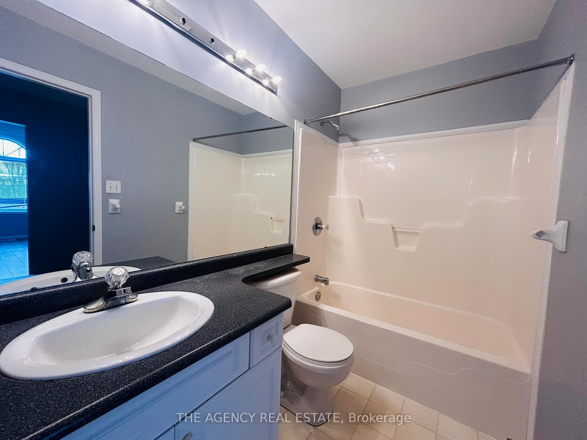 320 Ambleside Drive Unit 44 photo 17
