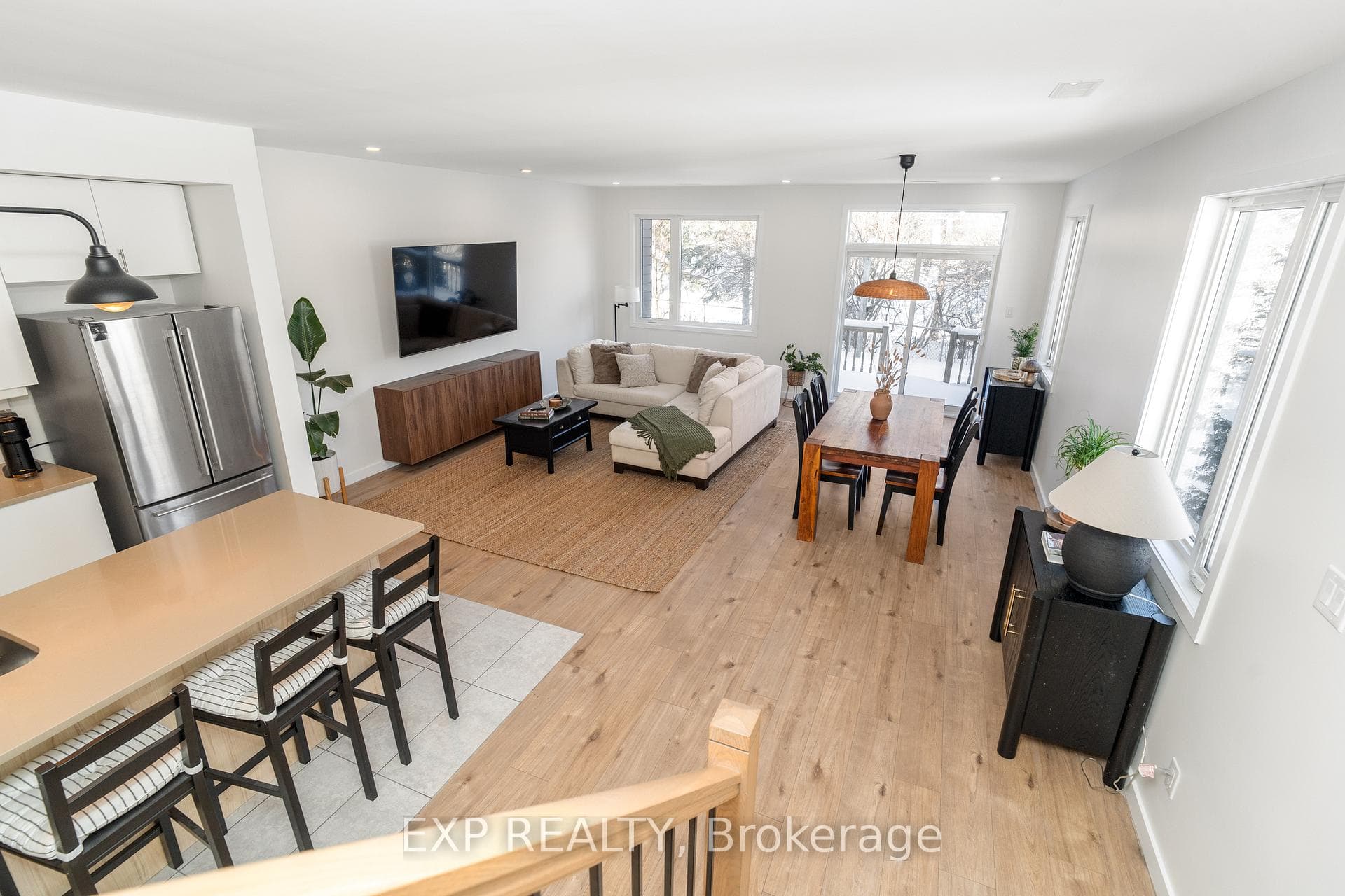 503 Cote Street photo 5