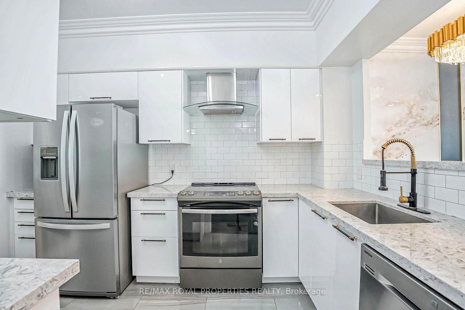 8 Lee Centre Drive Unit Ph208 photo 19