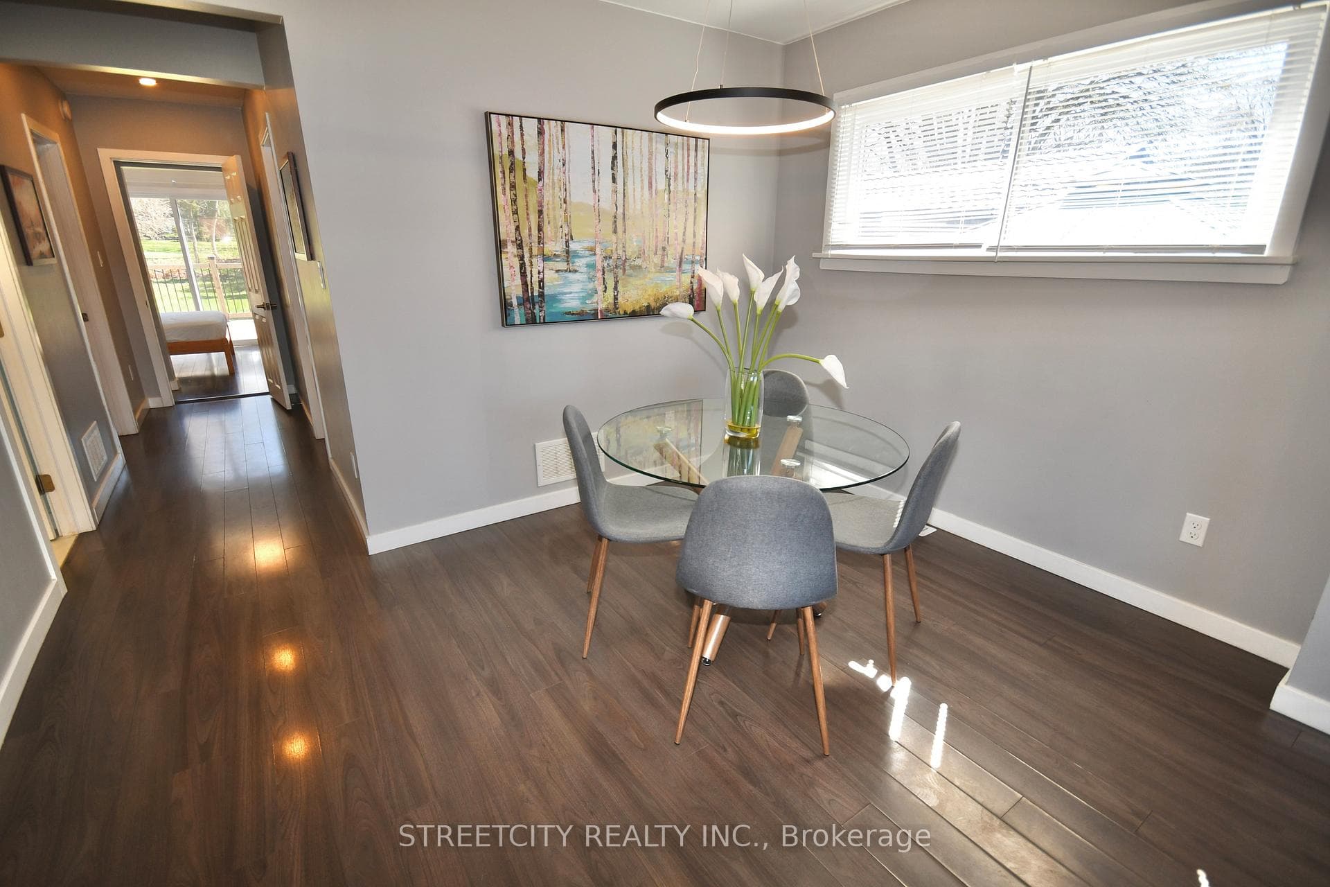 516 HIGHBURY Avenue photo 11