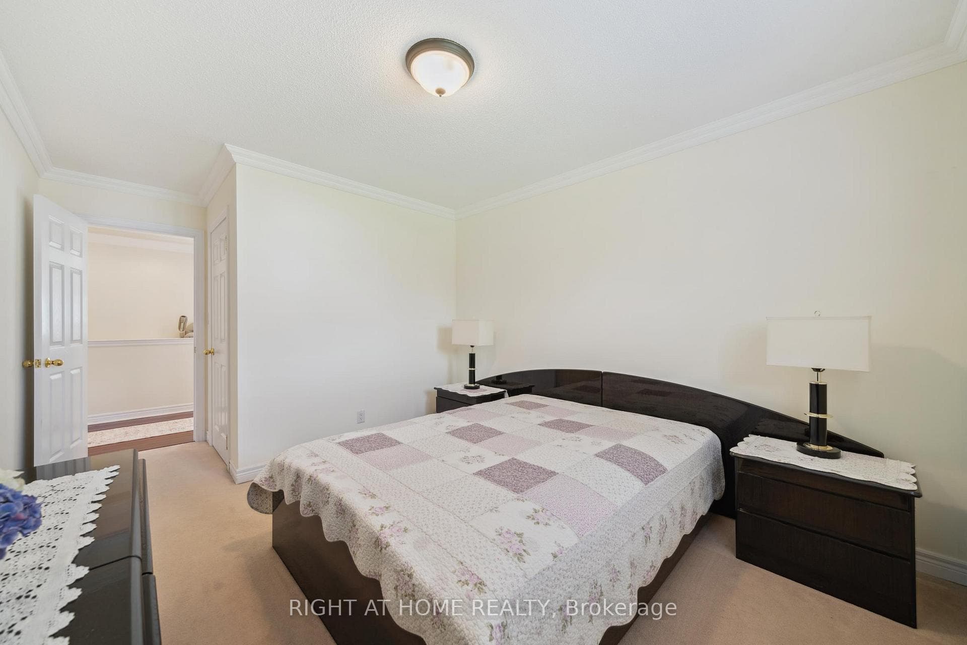 714 Gummow Court photo 16