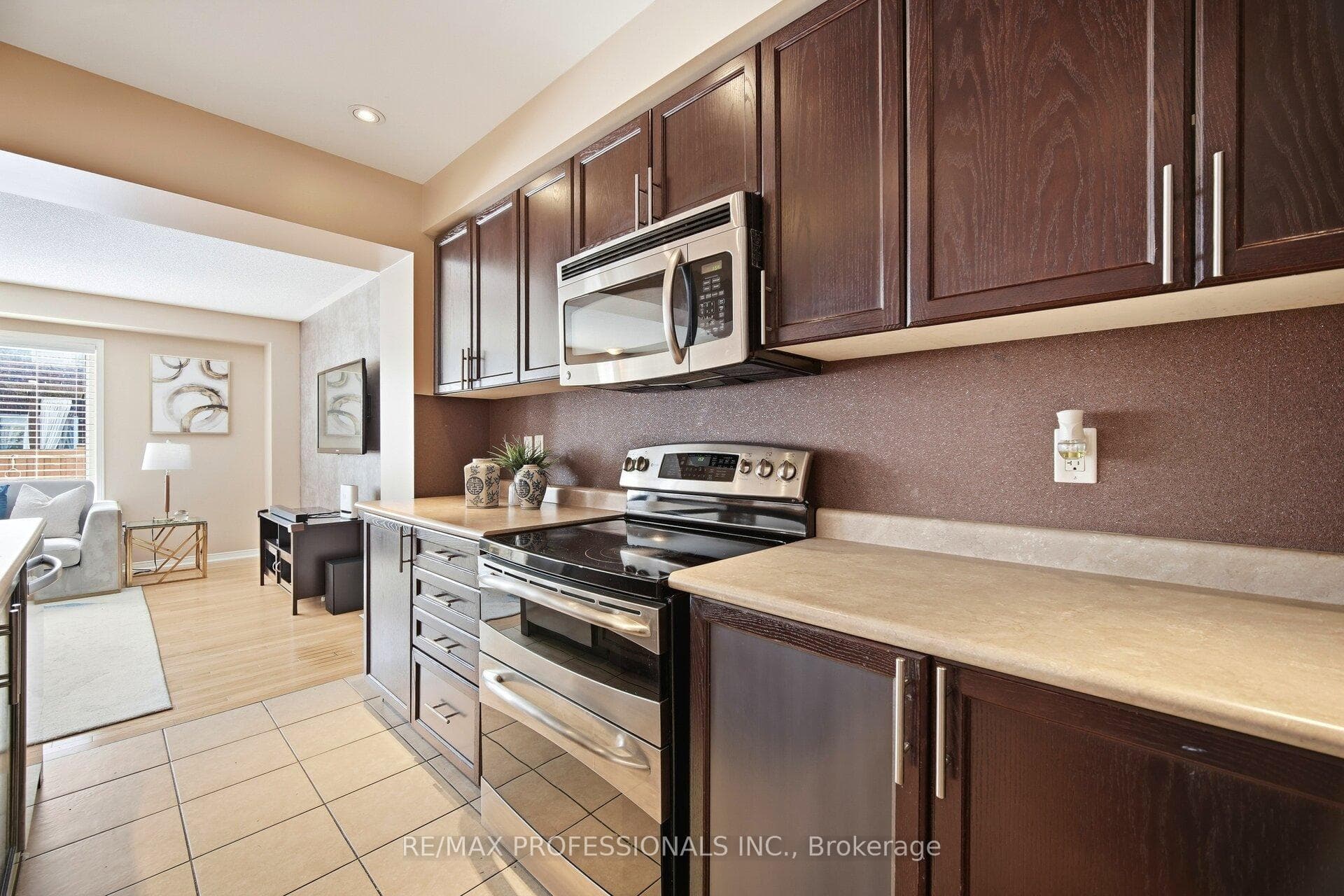 56 Lightcatcher Circle photo 15