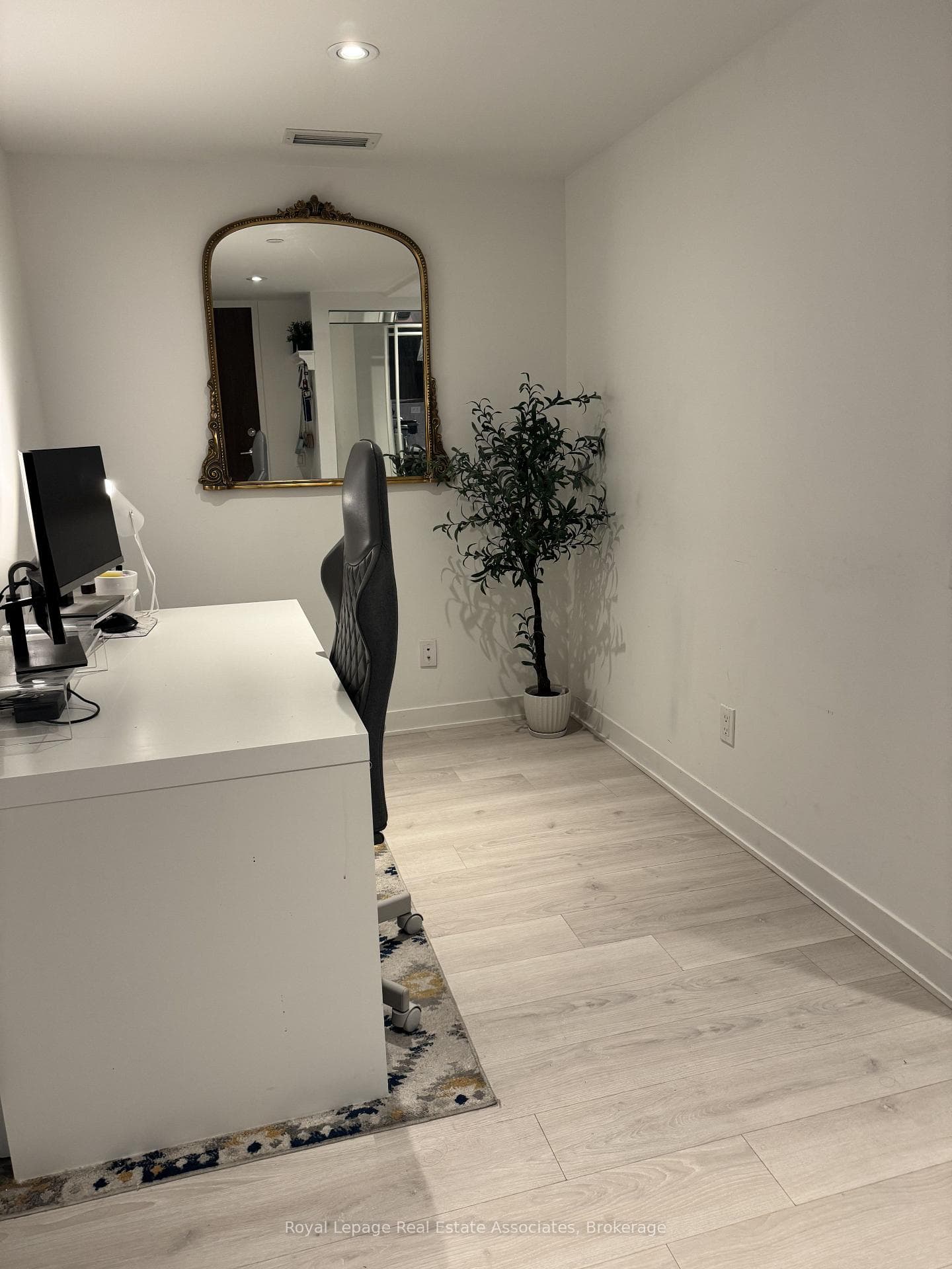 70 Queens Wharf Road Unit 601 photo 10