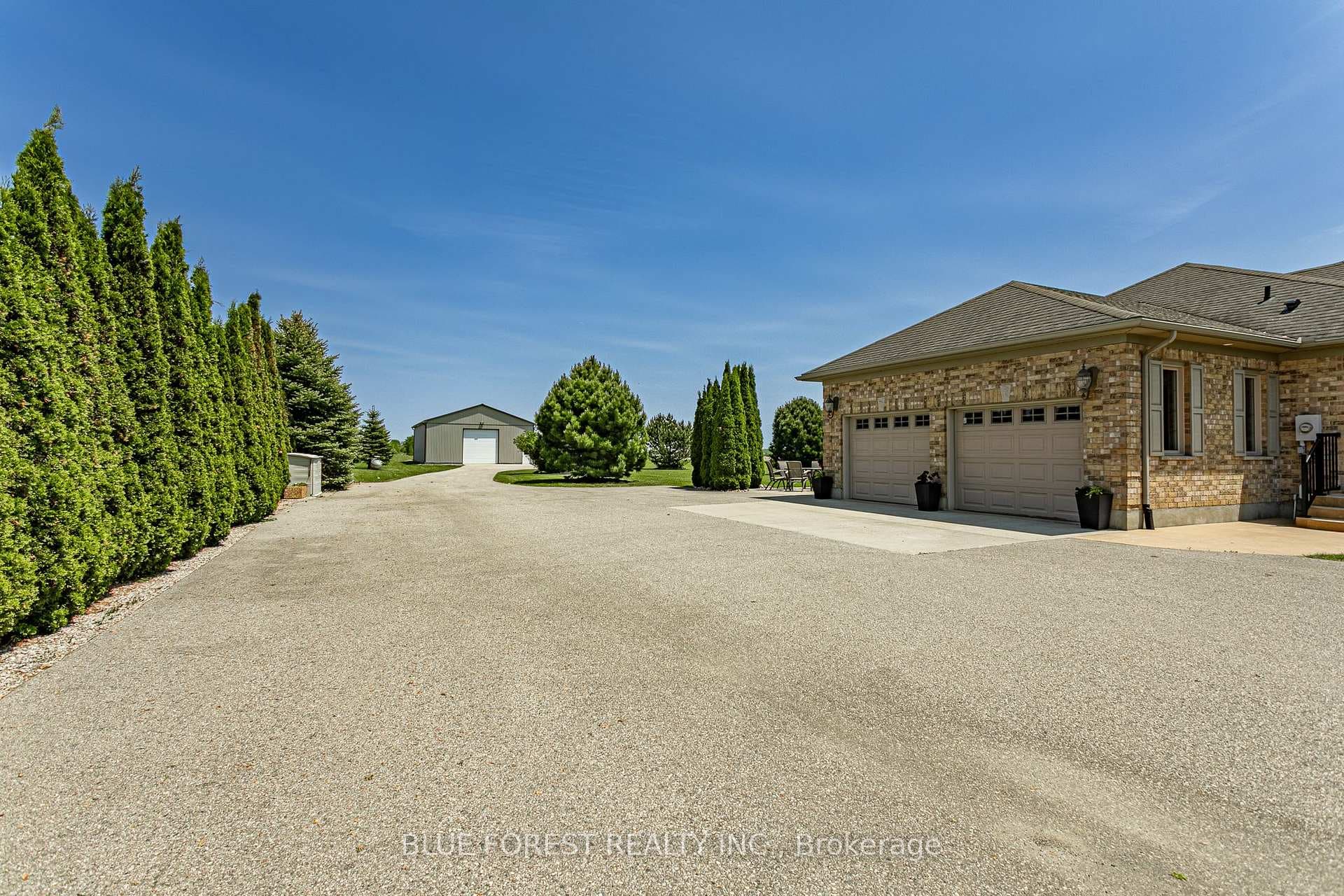 10938 Rogers Road photo 35