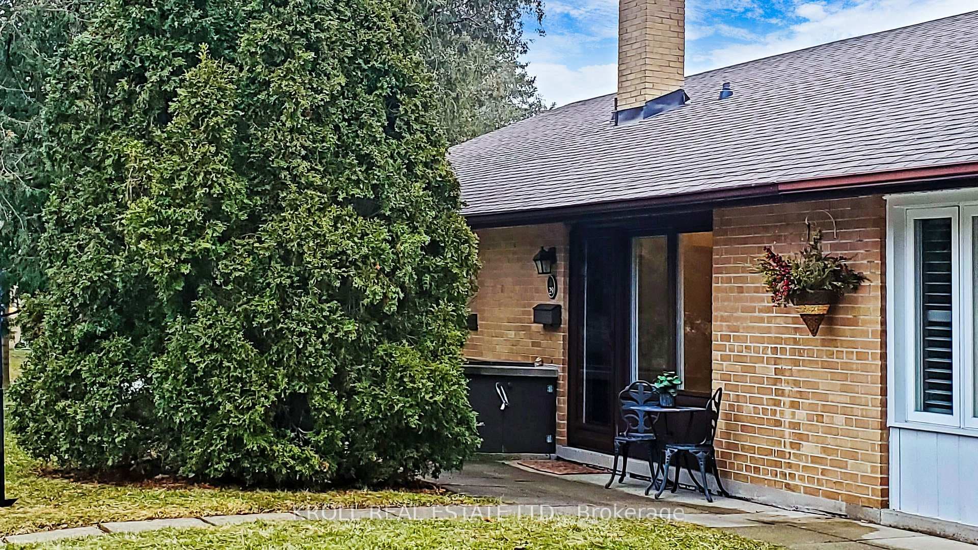 29 Broadpath Road photo 38