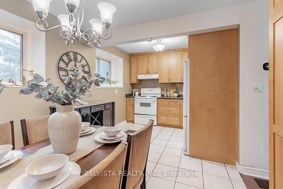 55 Collinsgrove Road Unit 218 photo 13