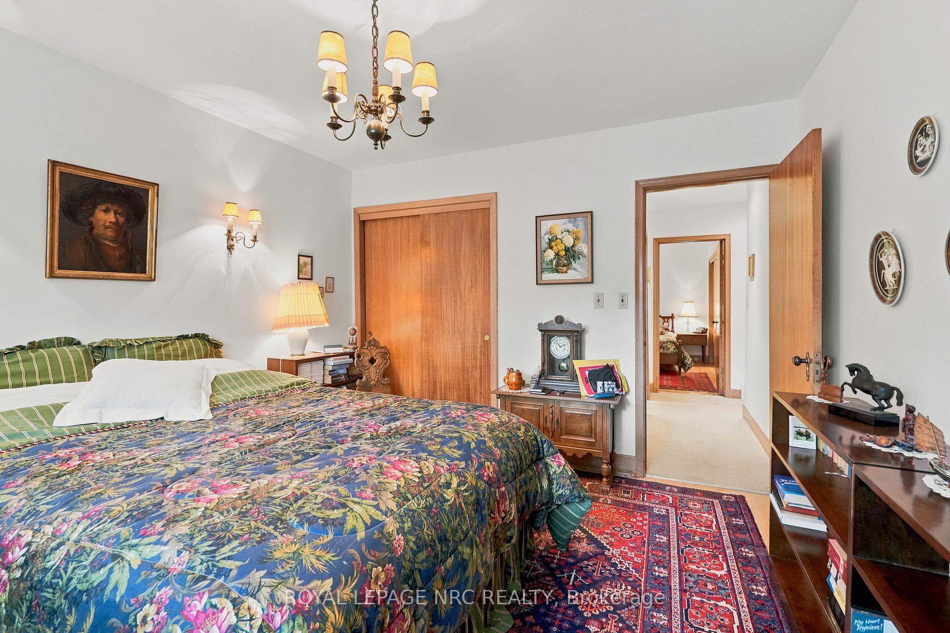 102 Masterson Drive photo 17