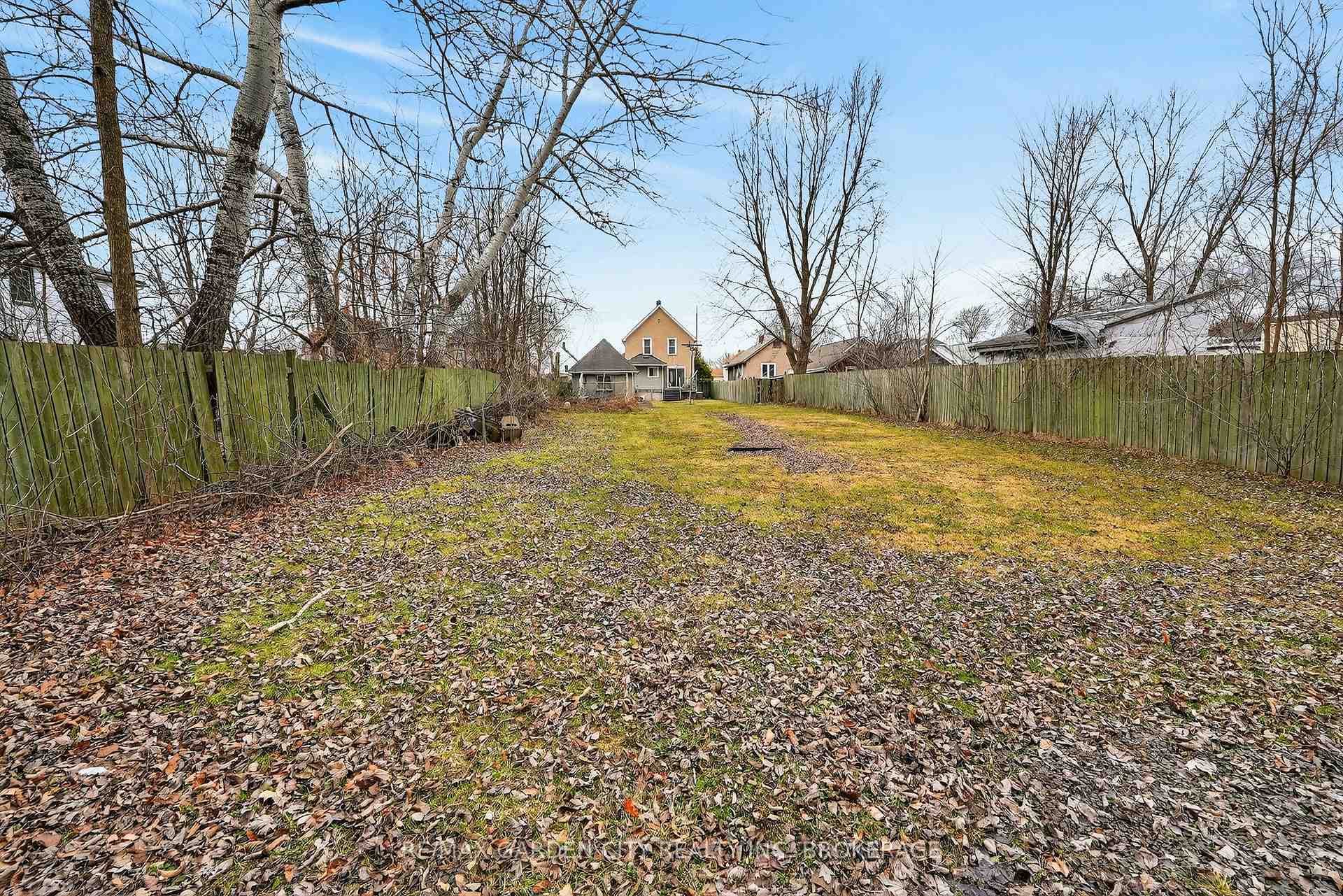 284 Burgar Street photo 34