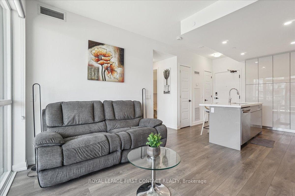 415 Sea Ray Avenue Unit 302 photo 13